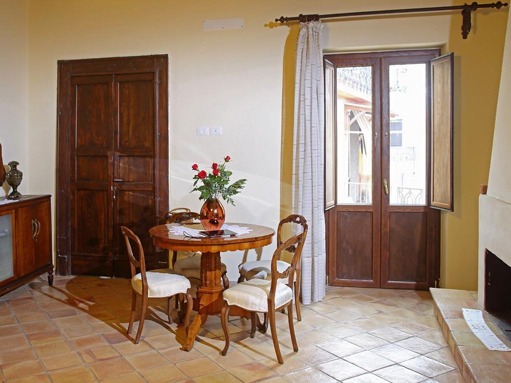 Palazzo Madeo - Residenza D'Epoca Bed and Breakfast Crosia Exteriör bild