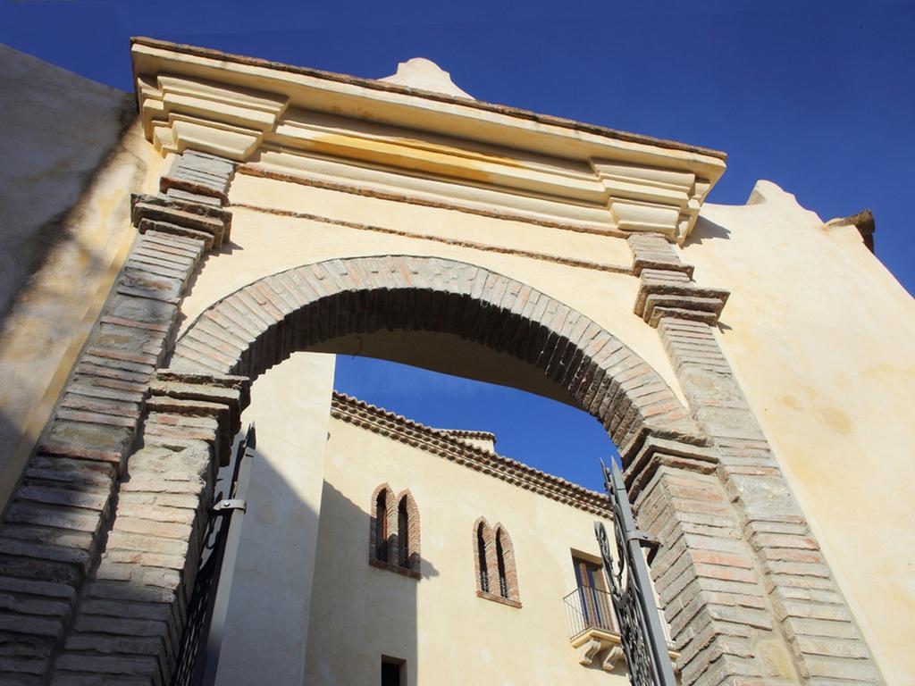 Palazzo Madeo - Residenza D'Epoca Bed and Breakfast Crosia Exteriör bild
